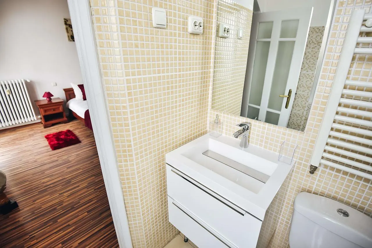 Queen Elizabeth Residence Bucureşti România