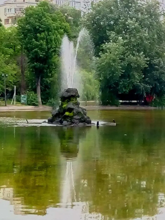 Queen Elizabeth Residence Bucureşti 0*,  România