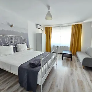  Apartament Color Old Town Center